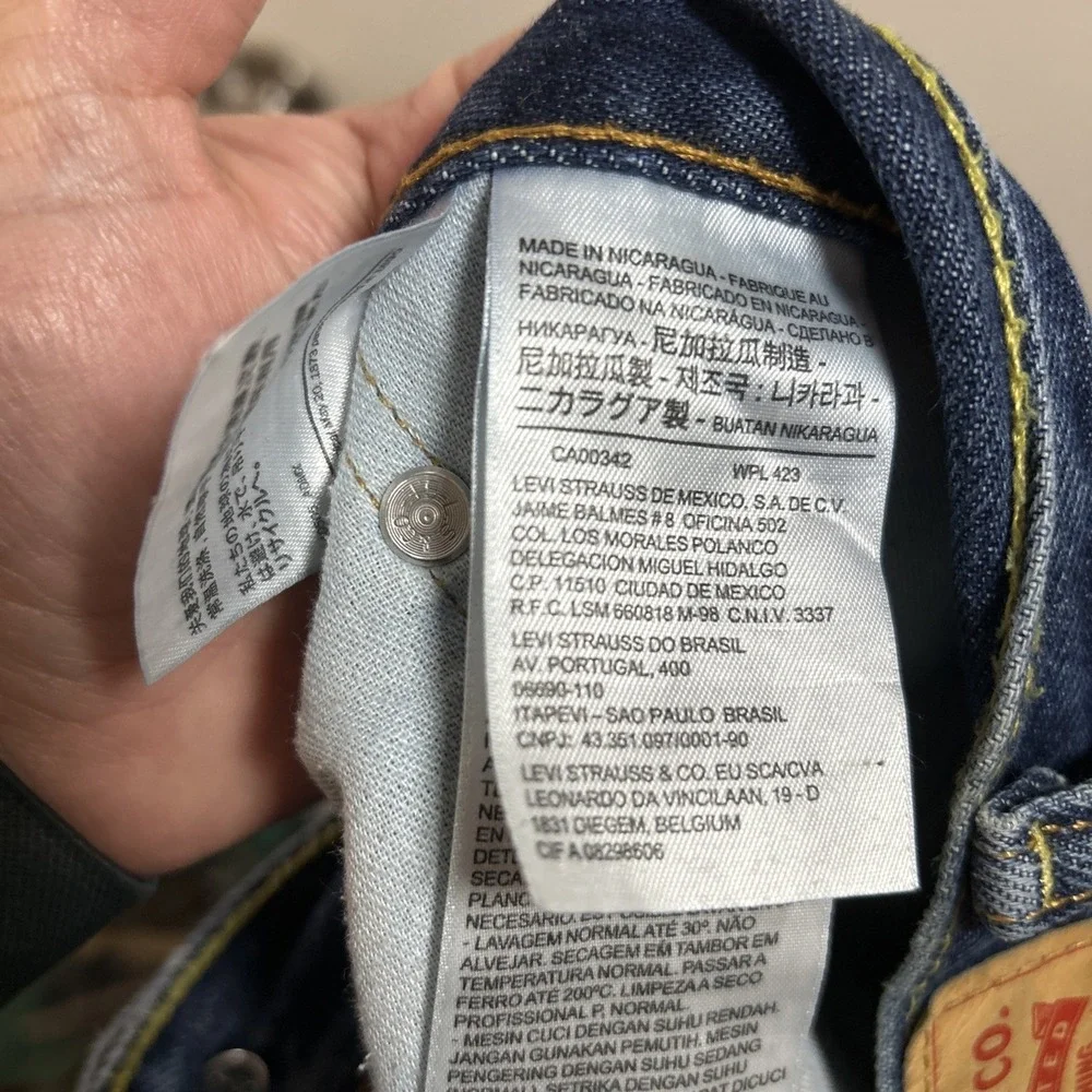 Levis 505 Regular Jeans Mens 38x32‎ Blue Straight Leg Zip Fly Denim 5-Pocket